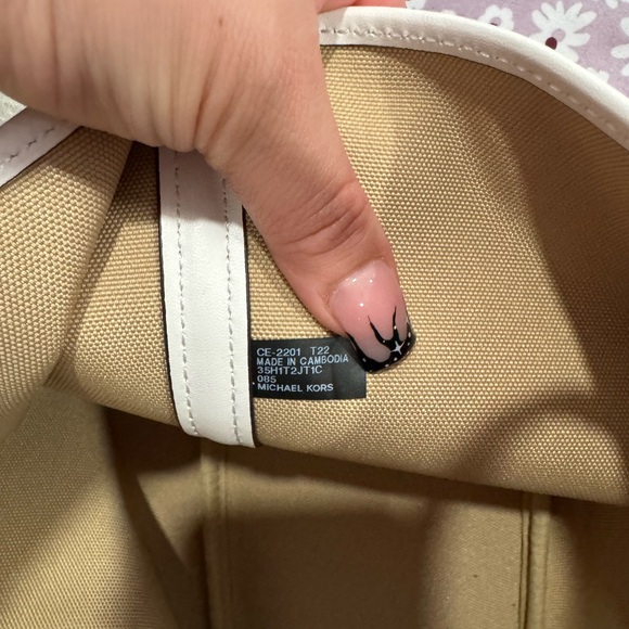 michael kors mini tote - Picture 5 of 6